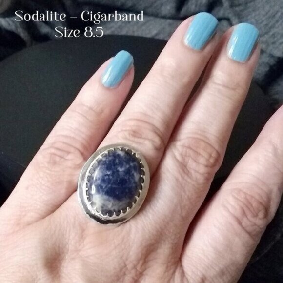 Blue Sodalite Ring - Southwestern Boho Style - Embossed Cigarband Shank Size 8.5 - Picture 5 of 9